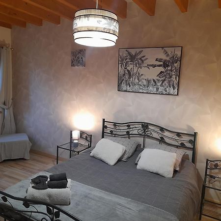 Domaine De La Tour Carree - 3 Chambres Benoitville 외부 사진