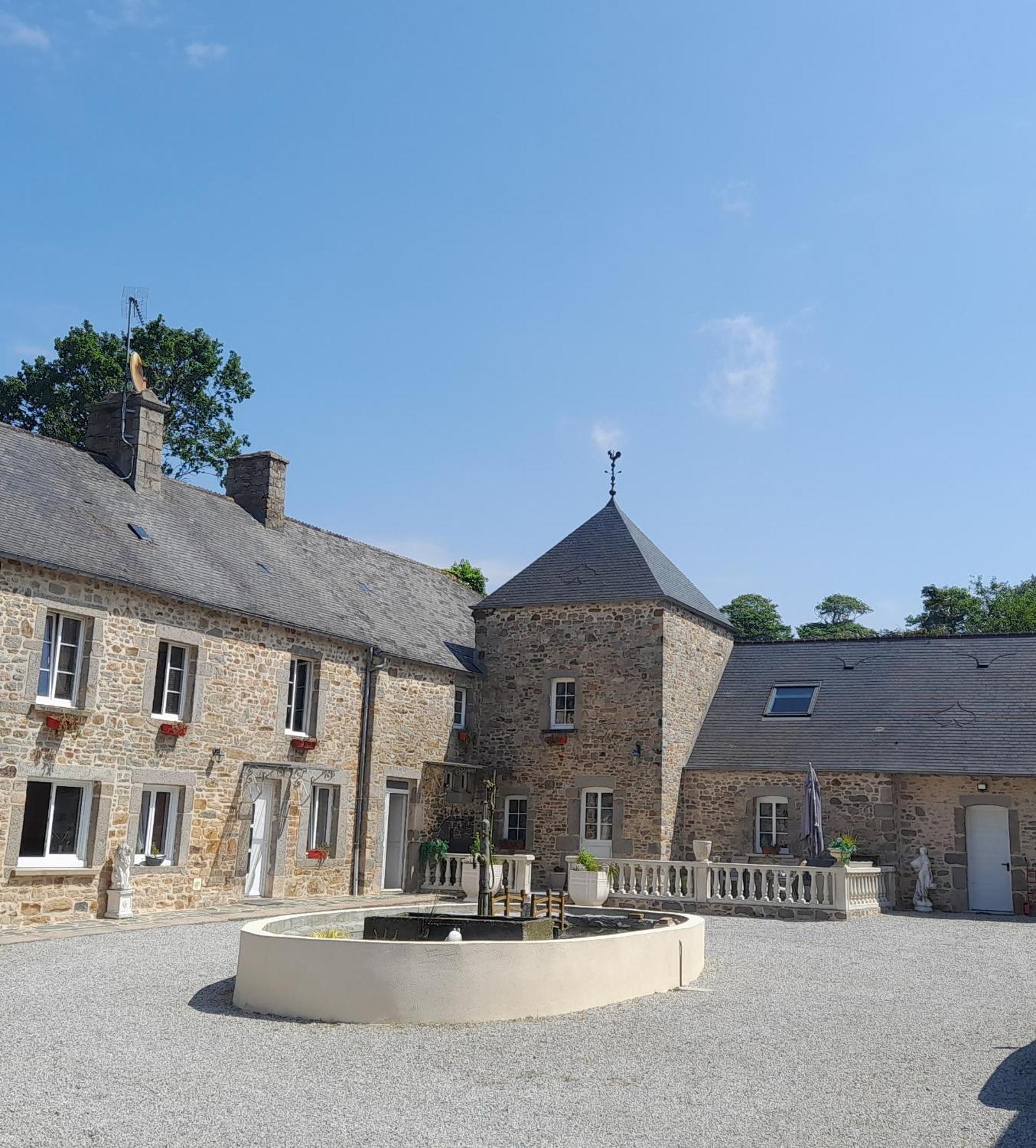 Domaine De La Tour Carree - 3 Chambres Benoitville 외부 사진