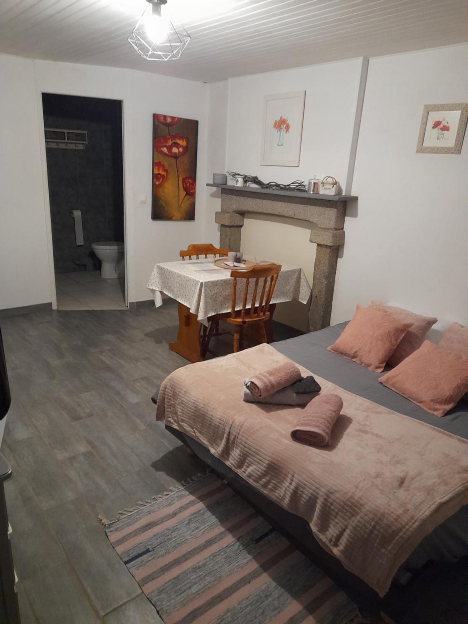 Domaine De La Tour Carree - 3 Chambres Benoitville 외부 사진